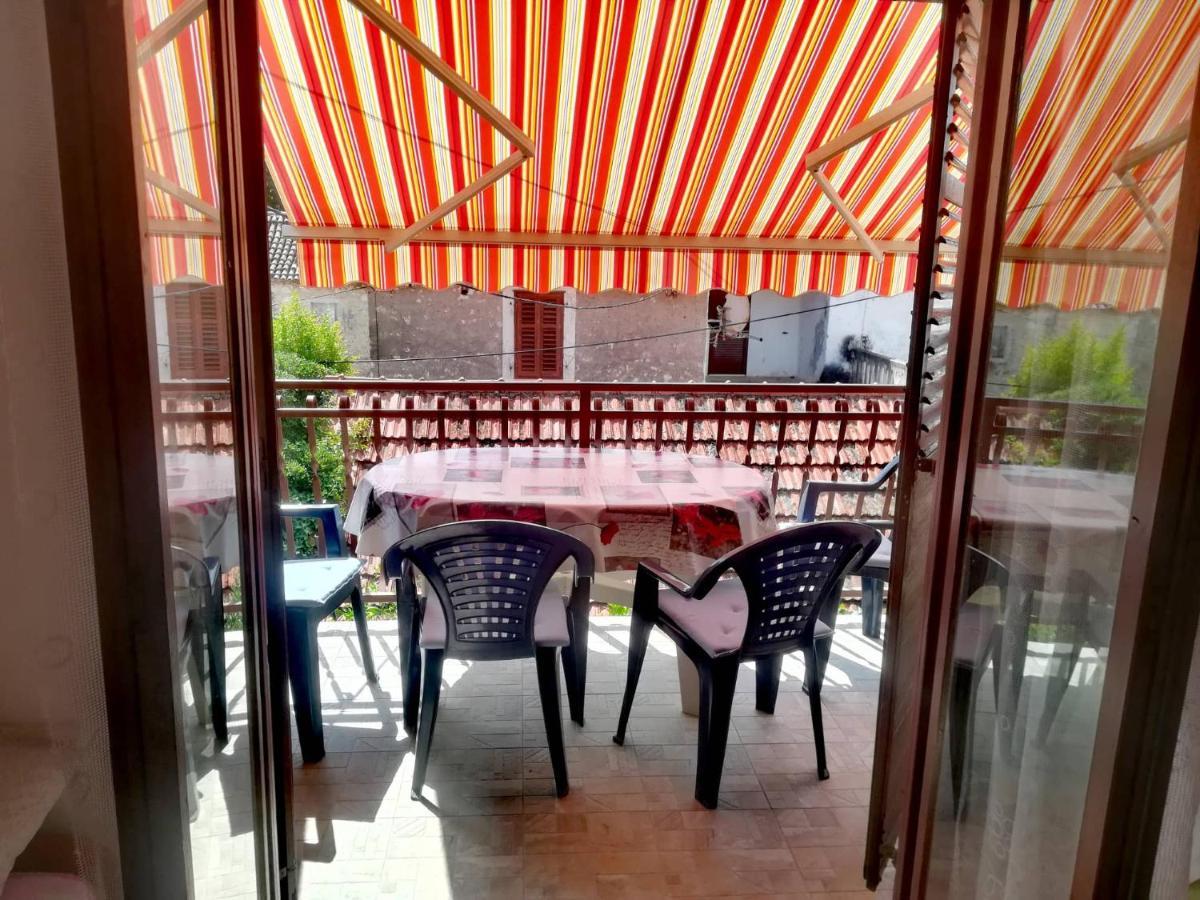Apartments Martinac Sukošan Εξωτερικό φωτογραφία